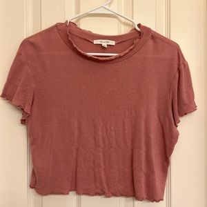 Textured ruffle edge tee